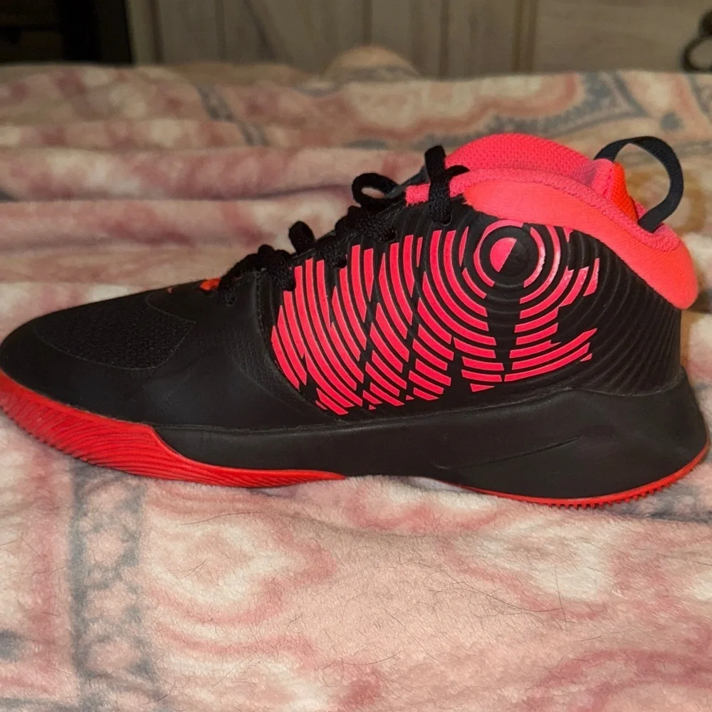 Nike Kids' Black and Neon Pink Basketball Sneakers
